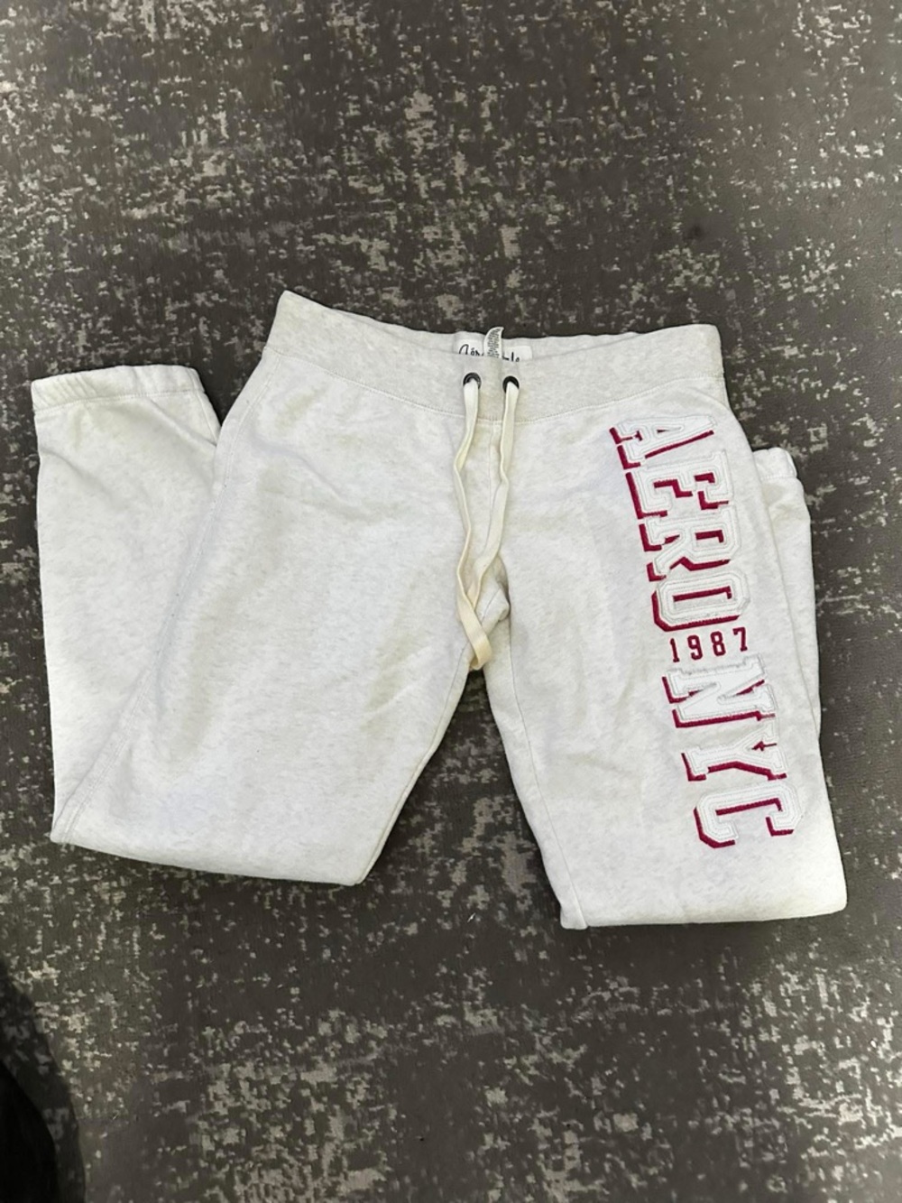 Aeropostale Light Gray Jogger Sweatpants with Red Vertical Logo
